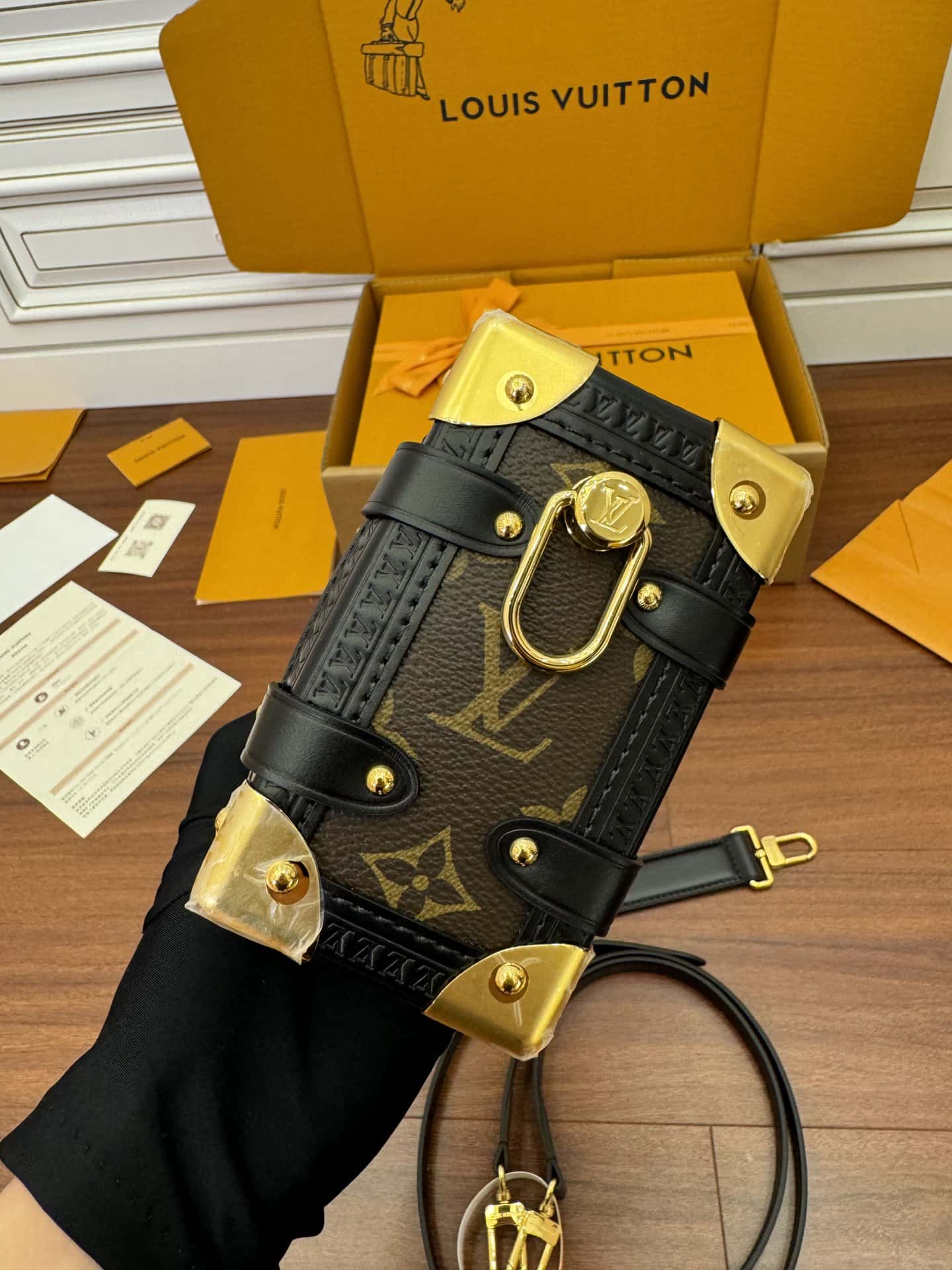 LV M47139 South Asia Exclusive Side Trunk PM專櫃同步¥2,380.00-頂級1:1精品高仿包包香港台灣批發價格推薦微信哪裡買