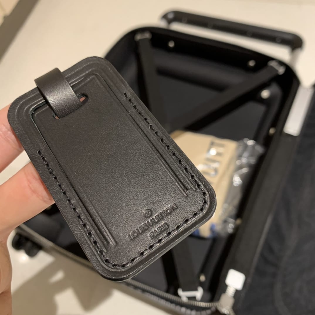 LV路易威登55厘米HORIZON 四輪拉桿箱¥5480.00-頂級1:1精品高仿包包香港台灣批發價格推薦微信哪裡買