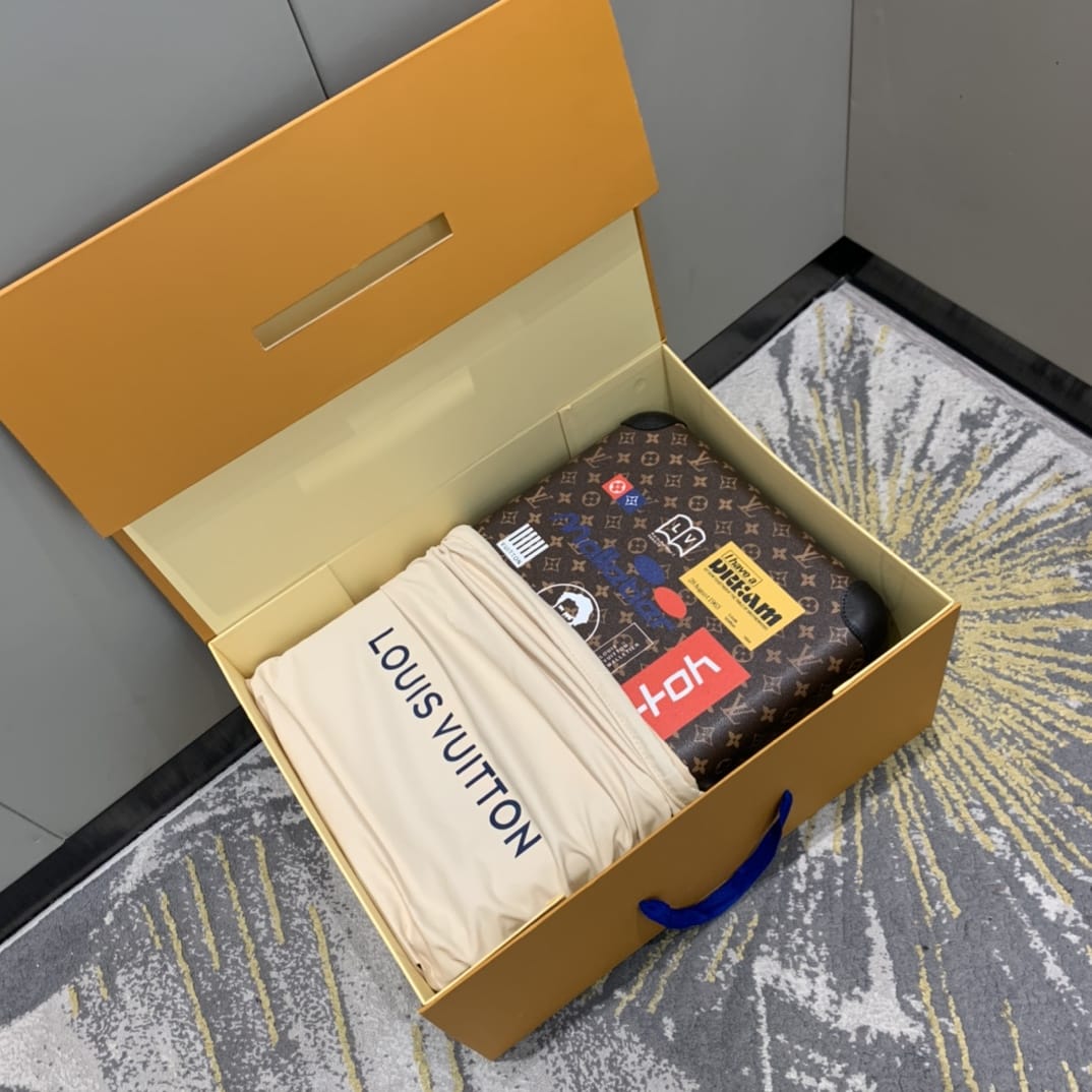 LV路易威登Monogram 帆佈Horizon 拉桿箱¥5480.00-頂級1:1精品高仿包包香港台灣批發價格推薦微信哪裡買