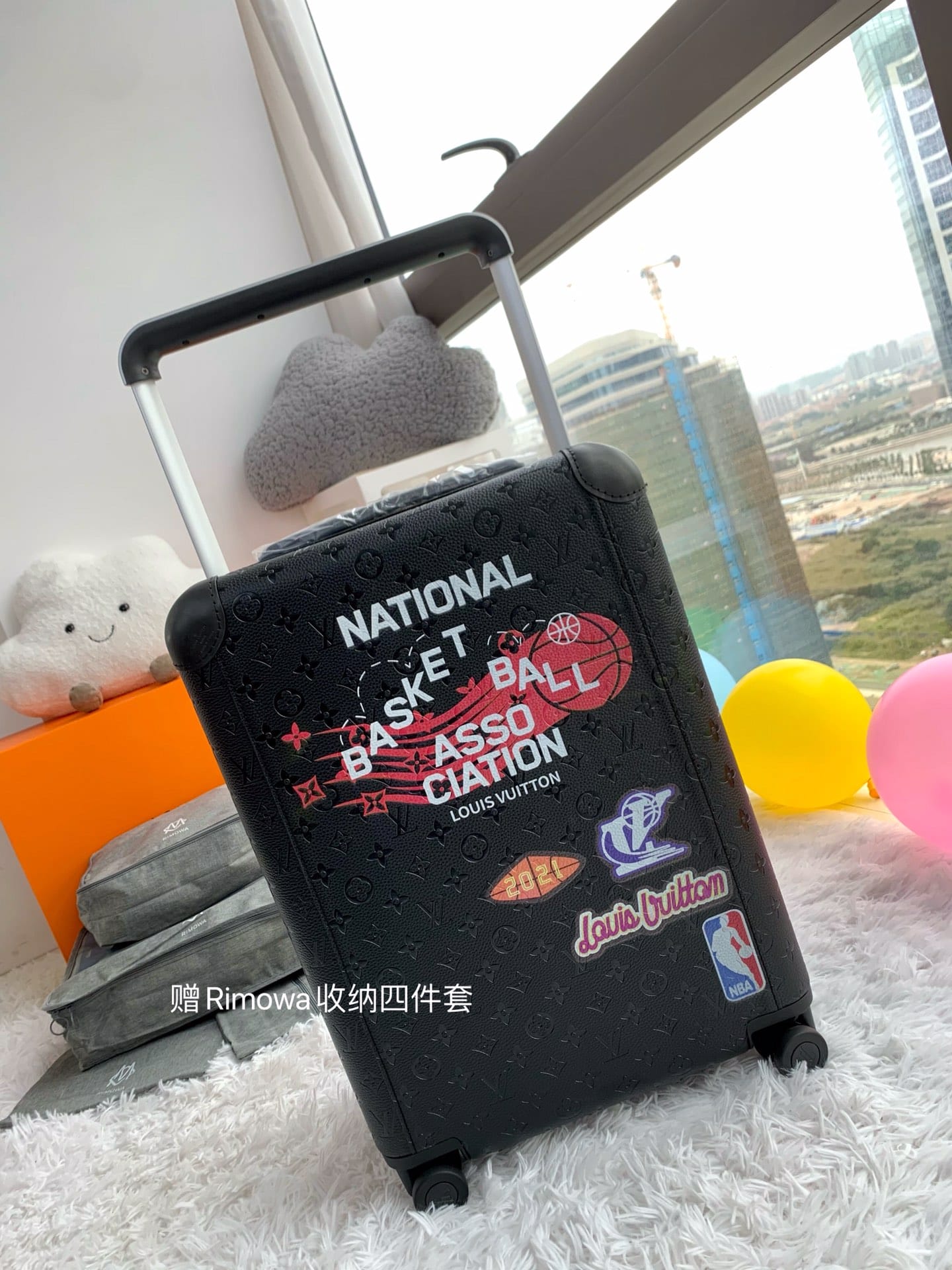 LV路易威登HORIZON 四輪拉桿箱M23203¥5480.00-頂級1:1精品高仿包包香港台灣批發價格推薦微信哪裡買