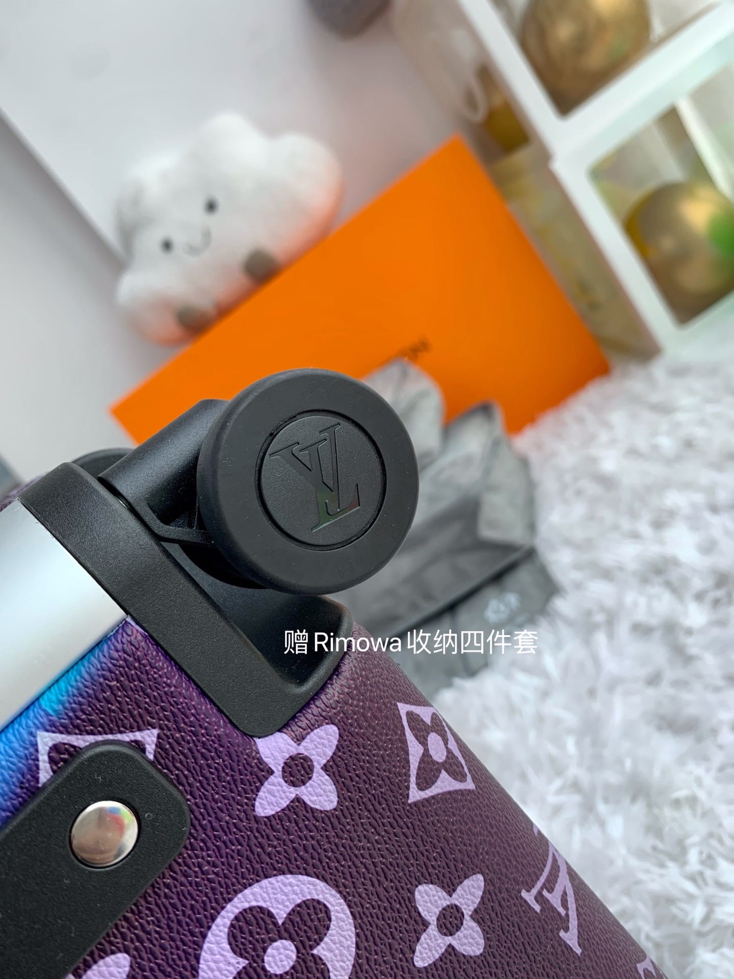 LV路易威登HORIZON 四輪拉桿箱M23203¥5480.00-頂級1:1精品高仿包包香港台灣批發價格推薦微信哪裡買