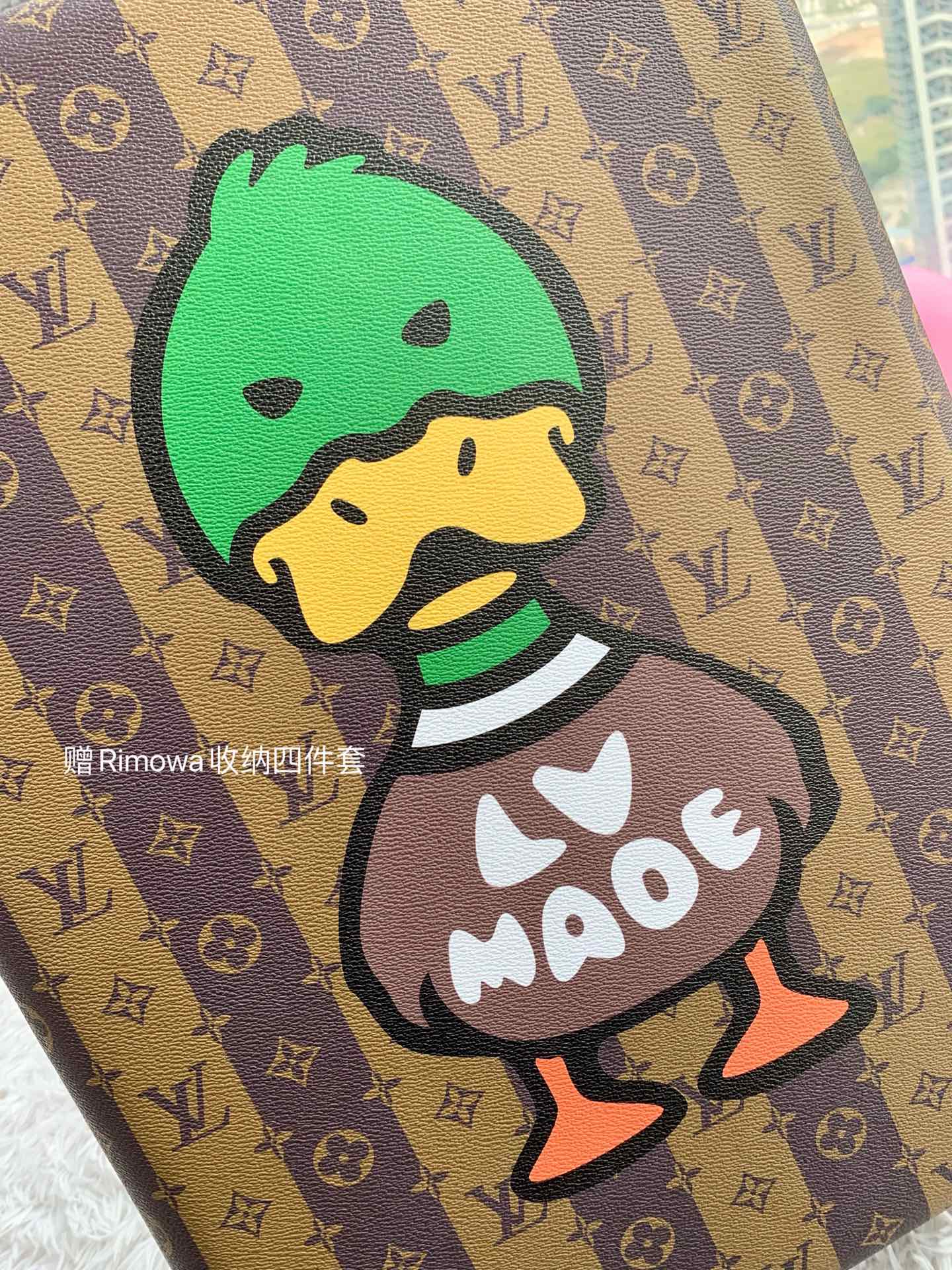 LV路易威登HORIZON 四輪拉桿箱M23203¥5180.00-頂級1:1精品高仿包包香港台灣批發價格推薦微信哪裡買