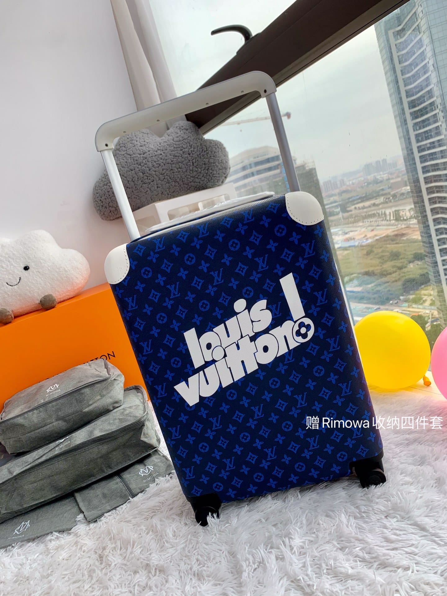 LV路易威登HORIZON 四輪拉桿箱M23203¥5180.00-頂級1:1精品高仿包包香港台灣批發價格推薦微信哪裡買