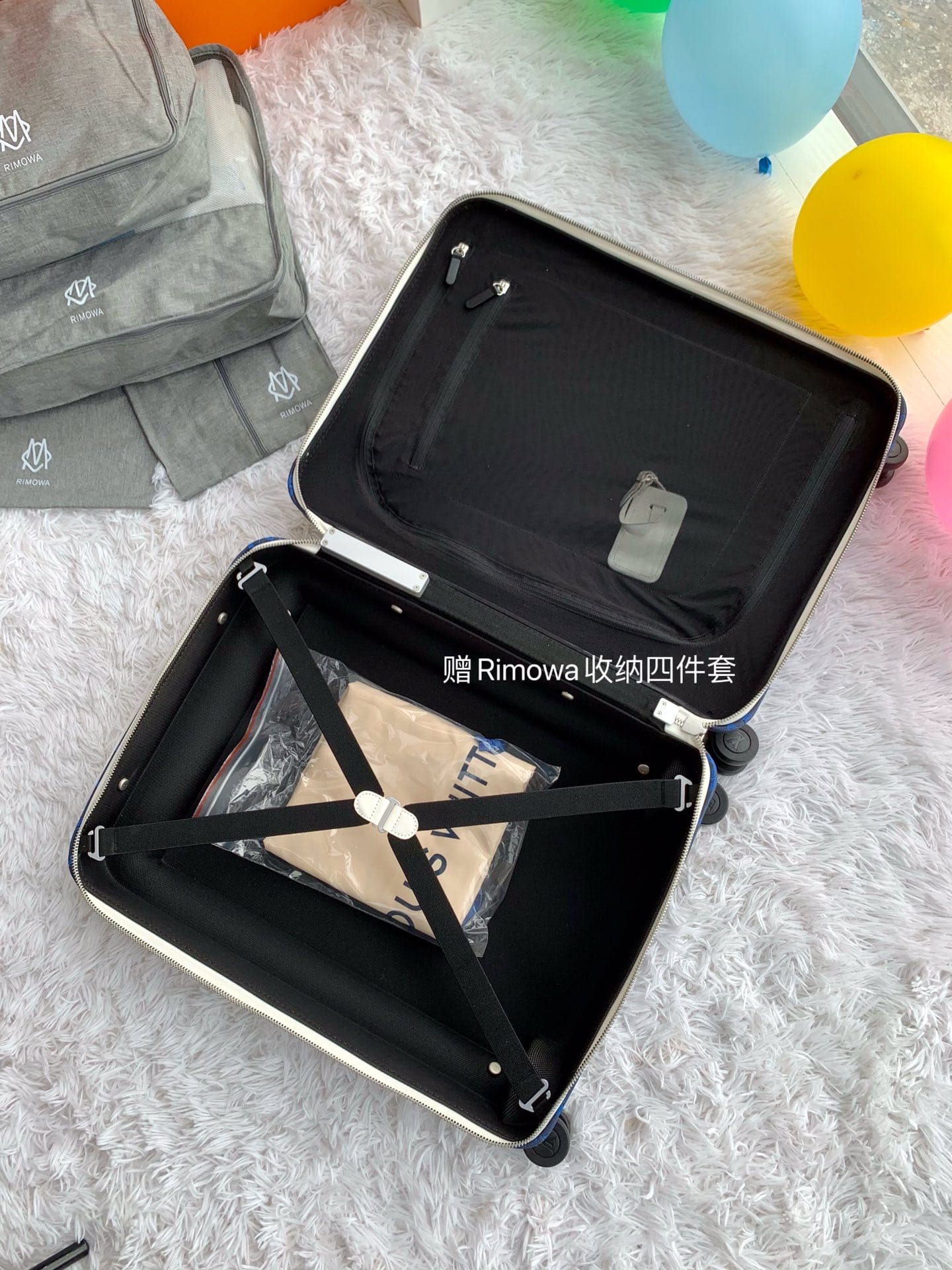 LV路易威登HORIZON 四輪拉桿箱M23203¥5180.00-頂級1:1精品高仿包包香港台灣批發價格推薦微信哪裡買