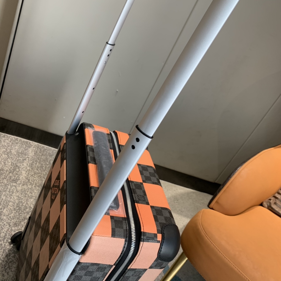 LV路易威登Damier Graphite Giant 圖案Horizon 拉桿箱¥5180.00-頂級1:1精品高仿包包香港台灣批發價格推薦微信哪裡買