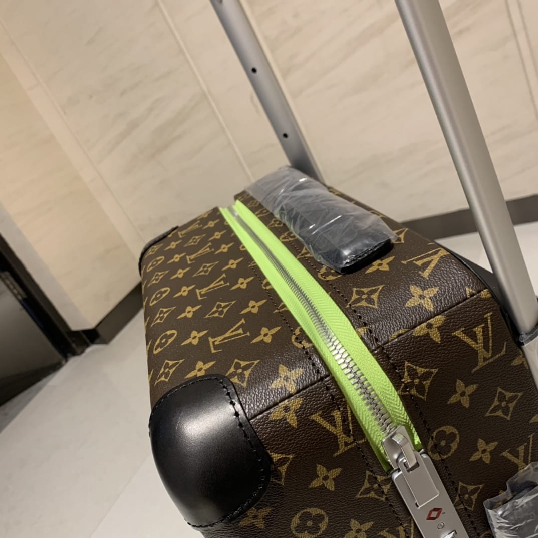 LV路易威登55cm新版 Horizon 拉桿箱¥5280.00-頂級1:1精品高仿包包香港台灣批發價格推薦微信哪裡買