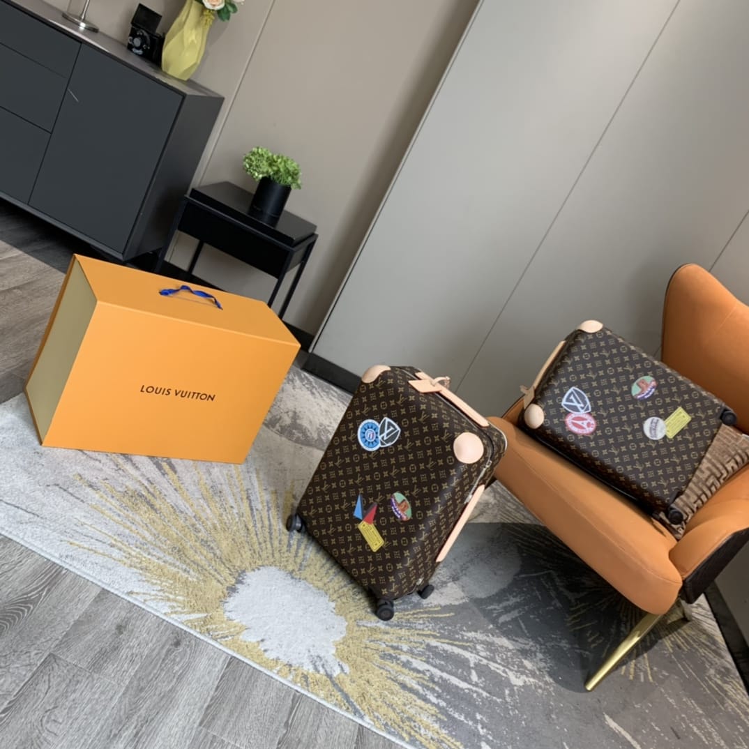 LV路易威登潮人定制 限量版Horizon 55 厘米四輪拉桿箱¥5280.00-頂級1:1精品高仿包包香港台灣批發價格推薦微信哪裡買