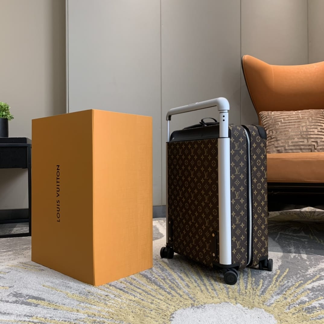 LV路易威登Monogram 帆佈新版 Horizon 拉桿箱¥5280.00-頂級1:1精品高仿包包香港台灣批發價格推薦微信哪裡買