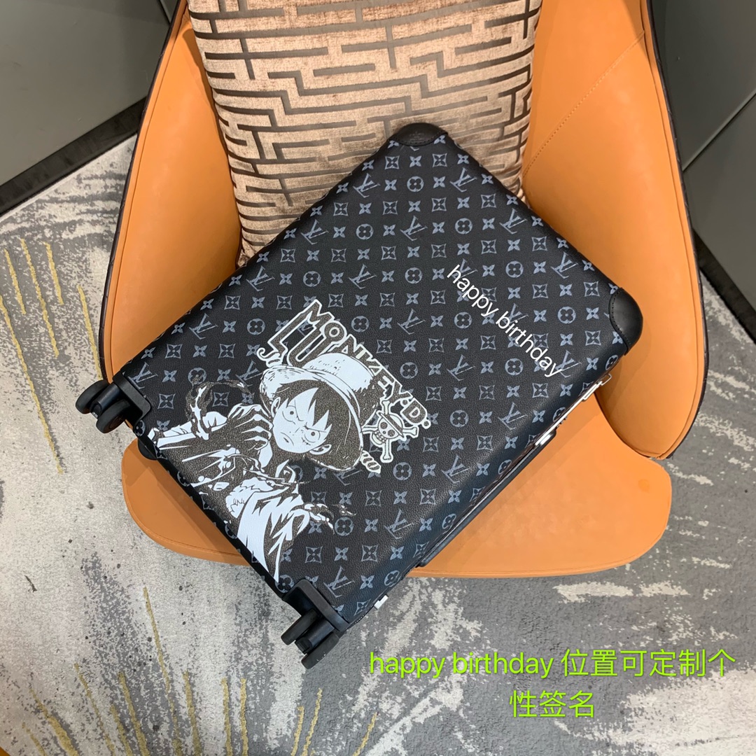 LV路易威登海賊王 路飛可來圖案定制Horizon 55 厘米四輪拉桿箱¥5280.00-頂級1:1精品高仿包包香港台灣批發價格推薦微信哪裡買