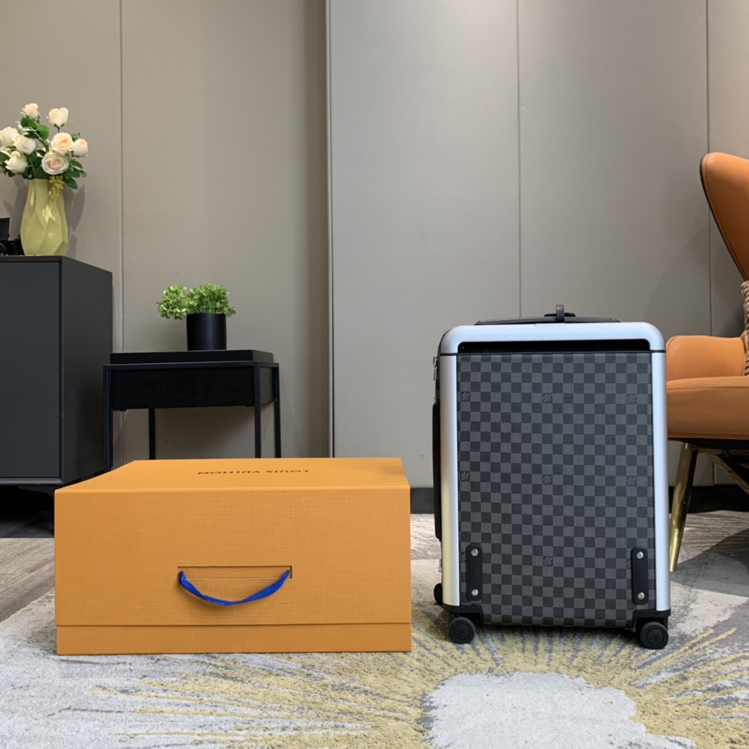 LV路易威登皮卡丘可來圖案定制Horizon 55 厘米四輪拉桿箱¥5280.00-頂級1:1精品高仿包包香港台灣批發價格推薦微信哪裡買