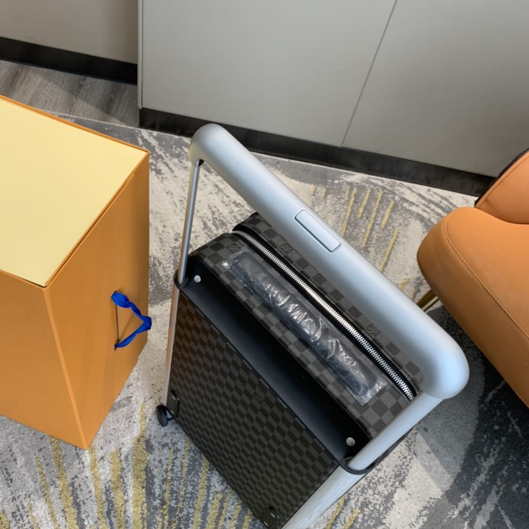 LV路易威登Damier Graphite 帆佈Horizon 50 厘米四輪拉桿箱¥5280.00-頂級1:1精品高仿包包香港台灣批發價格推薦微信哪裡買