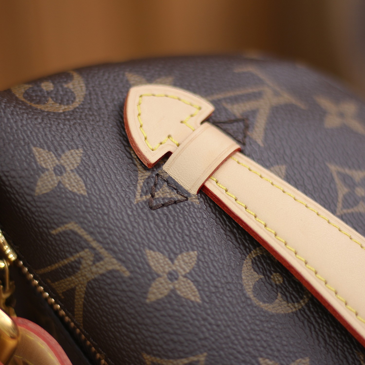 Louis Vuitton LV Bumbag老花腰包 M43644¥2180.00-頂級1:1精品高仿包包香港台灣批發價格推薦微信哪裡買