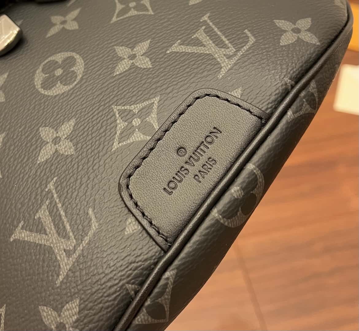 LV M46035特級加強版 DISCOVERY 小號腰包專櫃同步電子芯片內碼¥1,680.00-頂級1:1精品高仿包包香港台灣批發價格推薦微信哪裡買