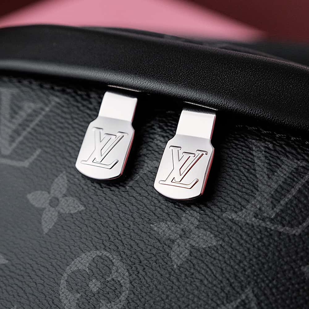 LV Discovery Bumbag PM M46035小號腰包繫列¥1,680.00-頂級1:1精品高仿包包香港台灣批發價格推薦微信哪裡買