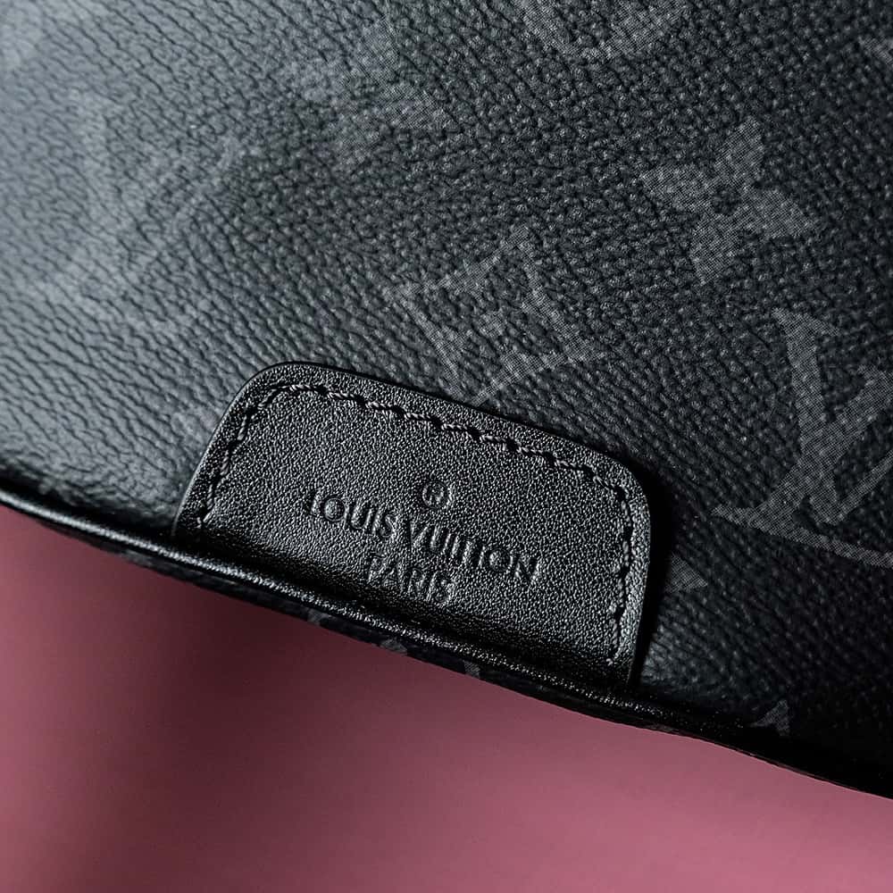 LV Discovery Bumbag PM M46035小號腰包繫列¥1,680.00-頂級1:1精品高仿包包香港台灣批發價格推薦微信哪裡買