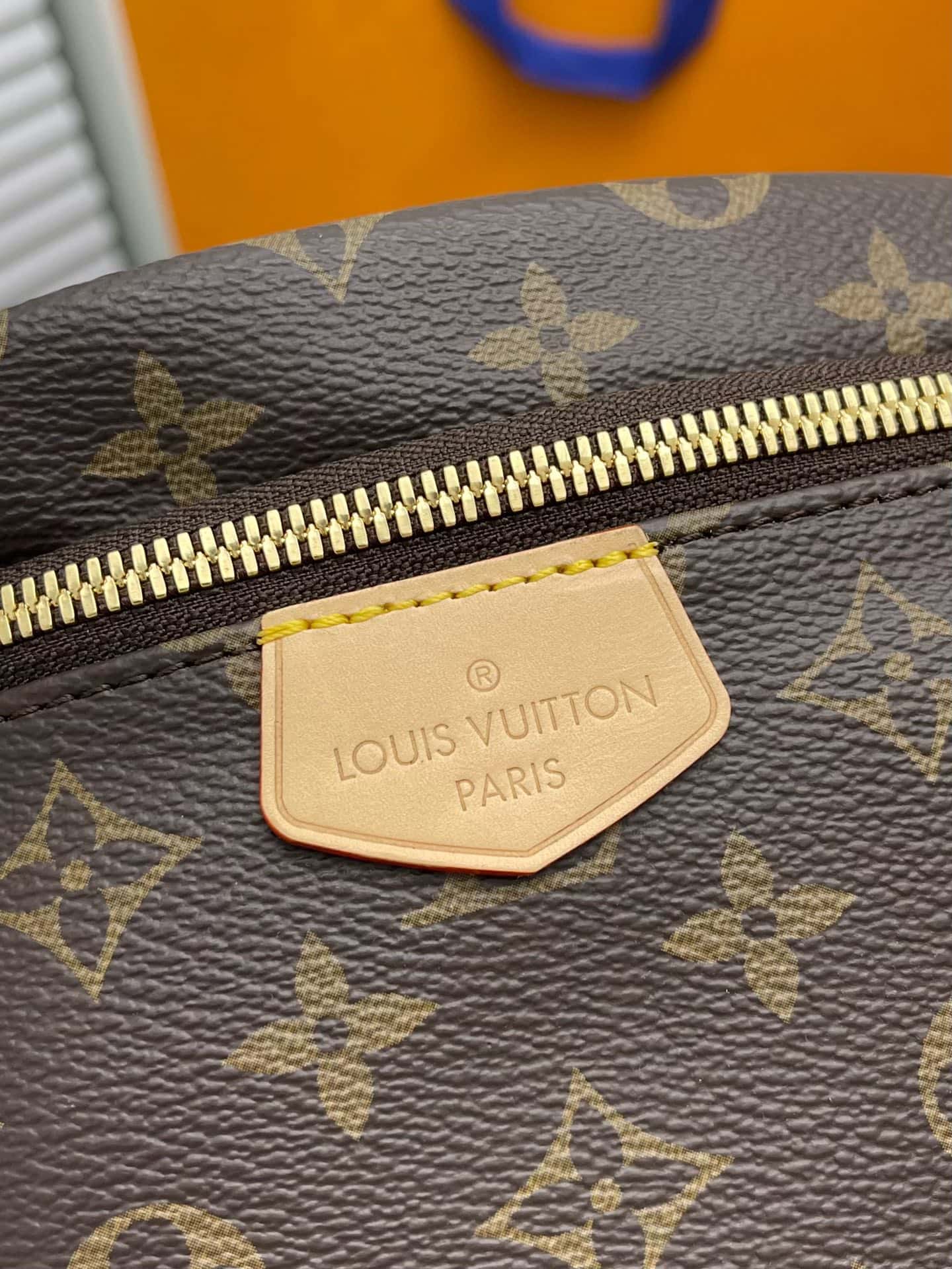 LV BUMBAG 老花腰包 M43644全套專櫃包裝¥1,680.00-頂級1:1精品高仿包包香港台灣批發價格推薦微信哪裡買