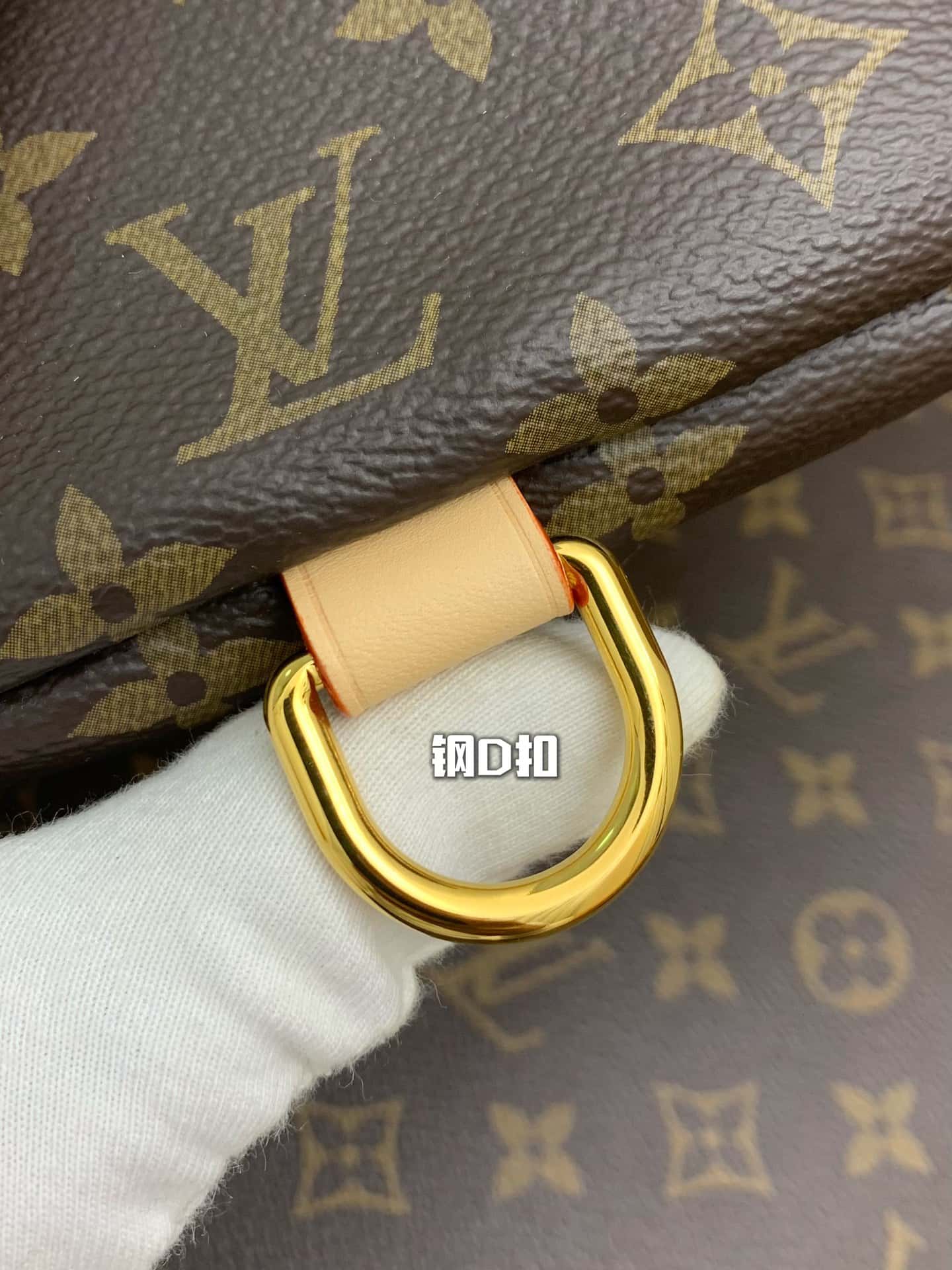 LV BUMBAG 老花腰包 M43644全套專櫃包裝¥1,680.00-頂級1:1精品高仿包包香港台灣批發價格推薦微信哪裡買