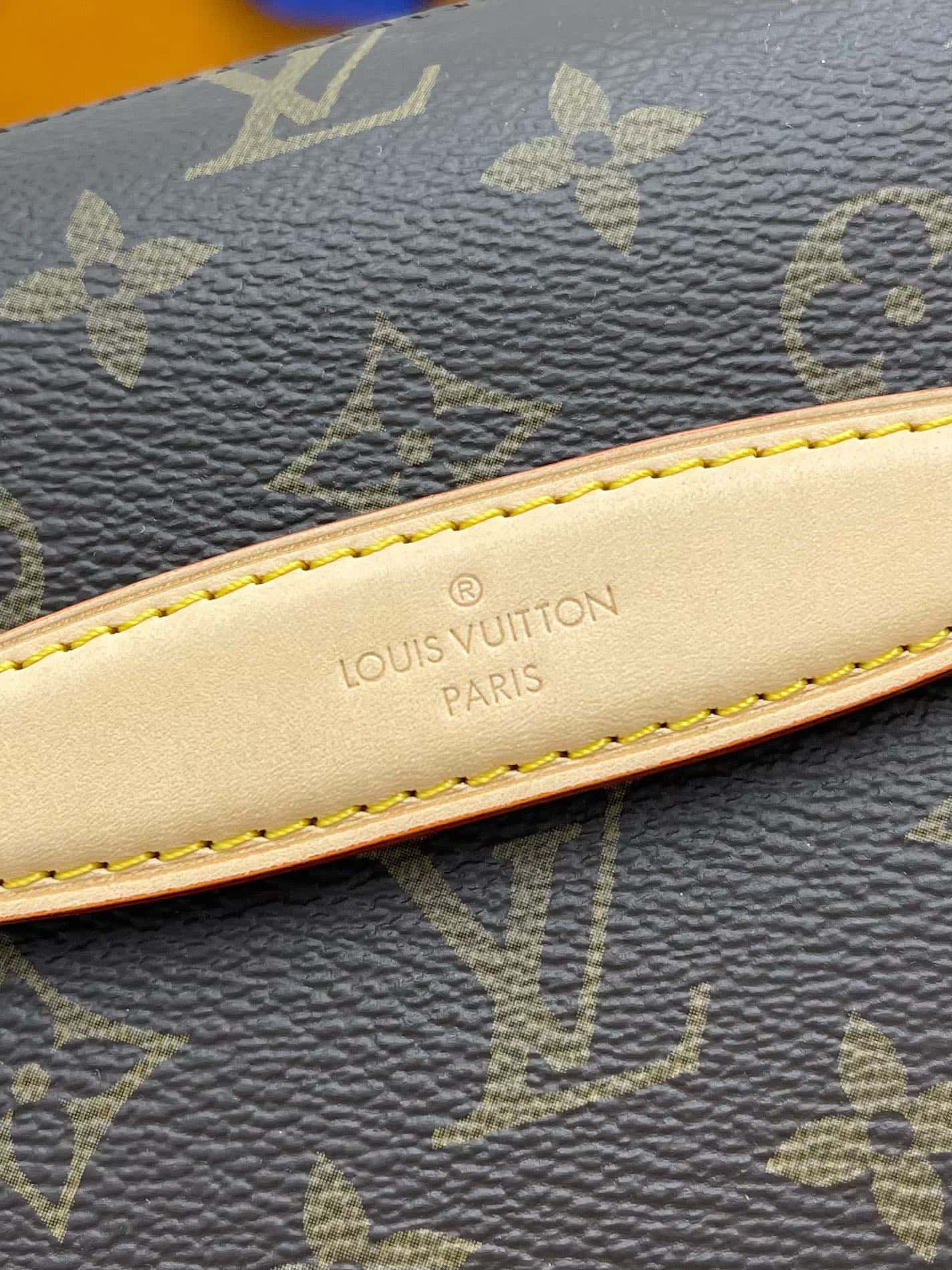 LV BUMBAG 老花腰包 M43644全套專櫃包裝¥1,680.00-頂級1:1精品高仿包包香港台灣批發價格推薦微信哪裡買