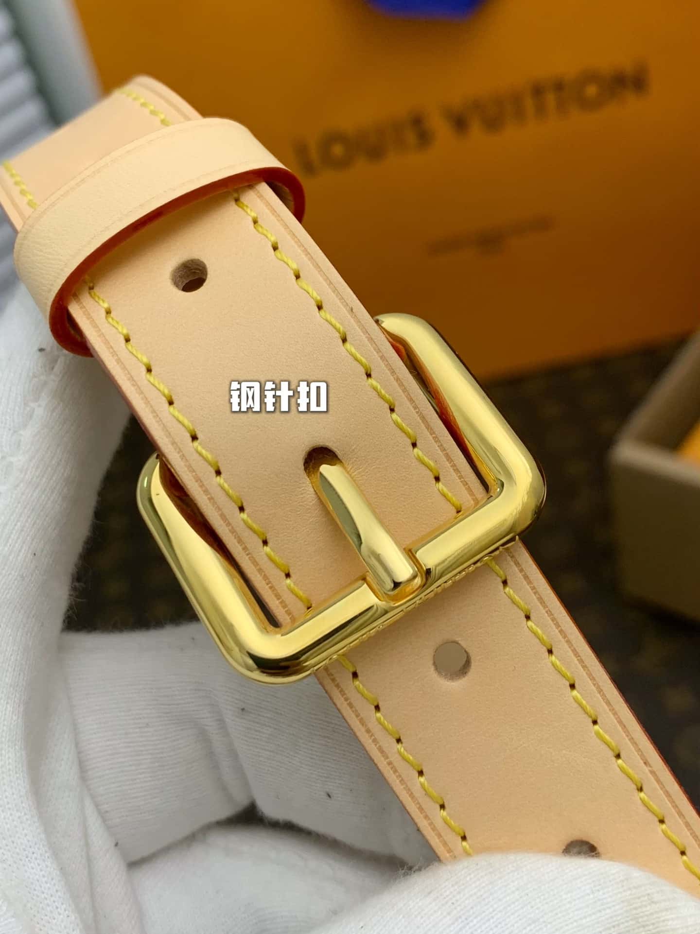 LV BUMBAG 老花腰包 M43644全套專櫃包裝¥1,680.00-頂級1:1精品高仿包包香港台灣批發價格推薦微信哪裡買