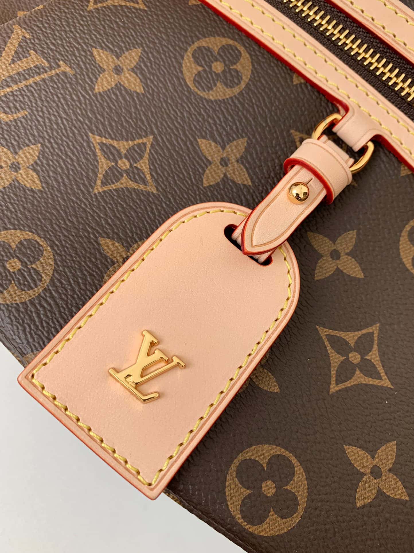 LV 專櫃新款Bumbag 老花腰包 M46784，38*16*8cm¥1,４８0.00-頂級1:1精品高仿包包香港台灣批發價格推薦微信哪裡買