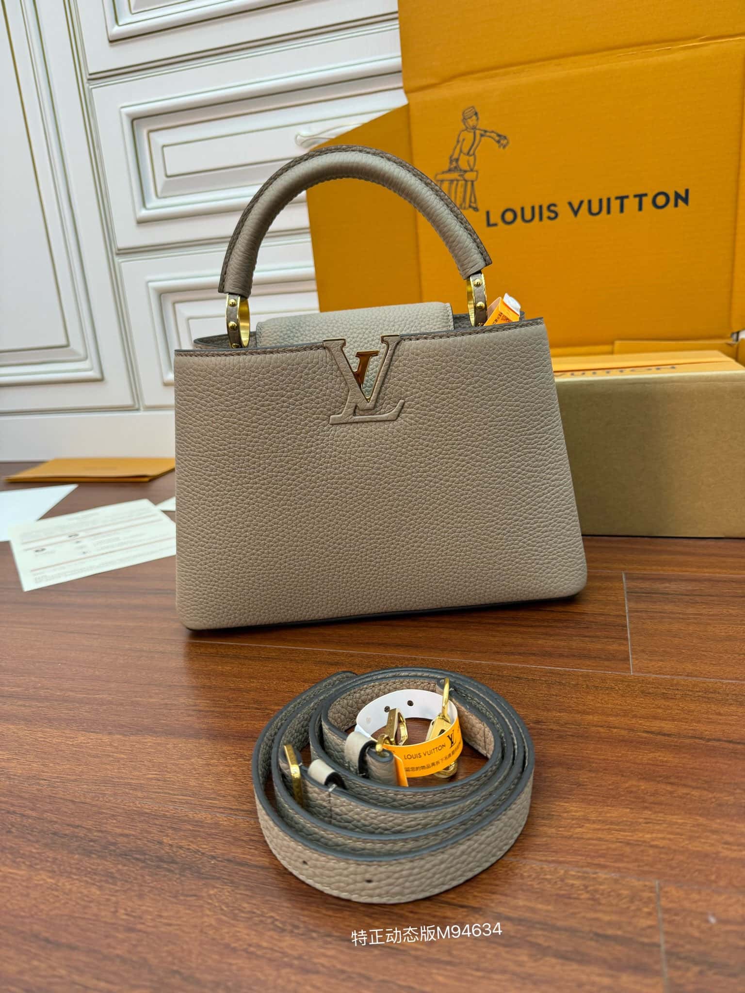 LV M94634 Capucines BB 手袋專櫃同步¥3480.00-頂級1:1精品高仿包包香港台灣批發價格推薦微信哪裡買