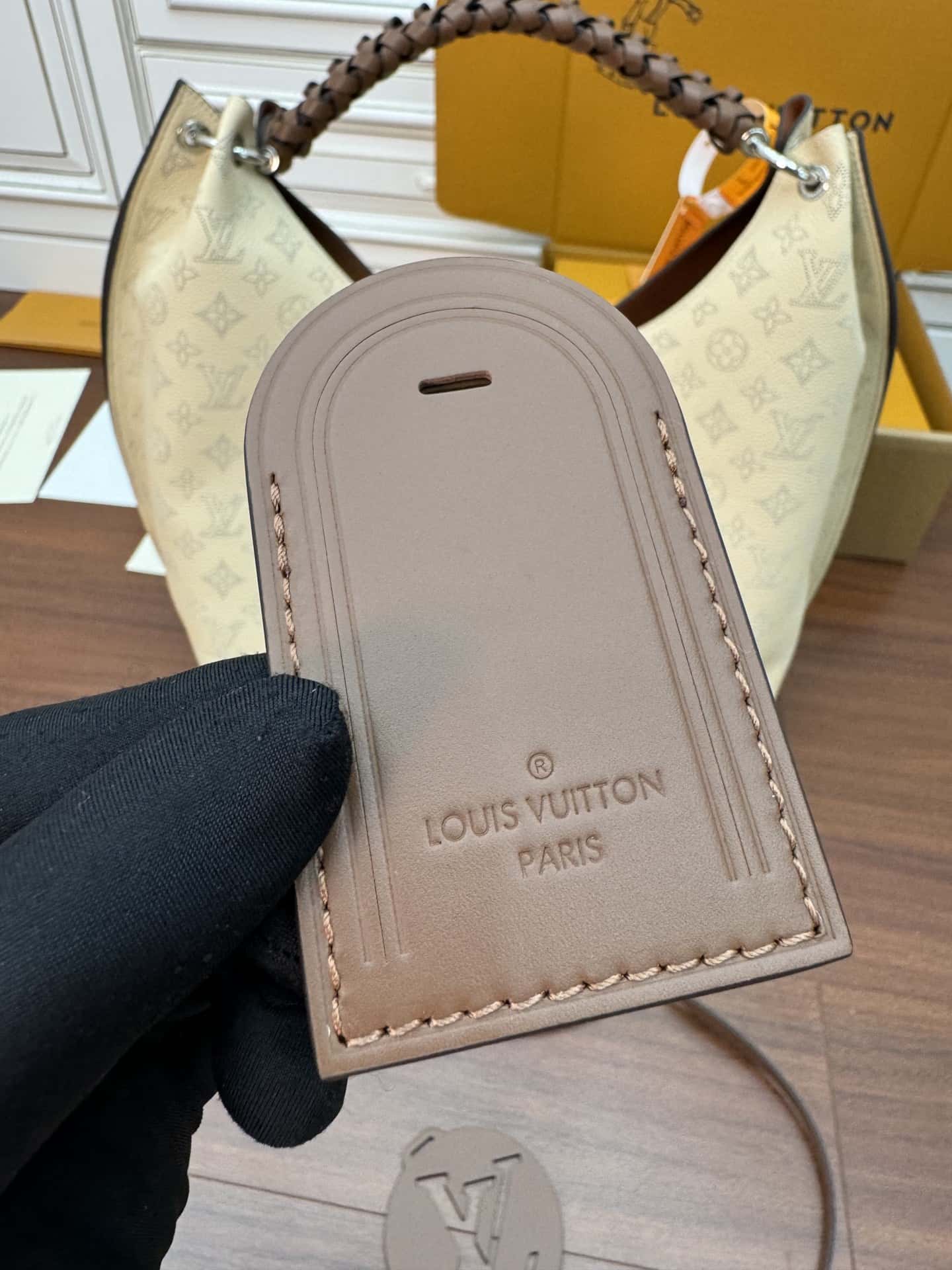 LV M53188特正版 Carmel正品代工廠意大利A級皮料¥3480.00-頂級1:1精品高仿包包香港台灣批發價格推薦微信哪裡買