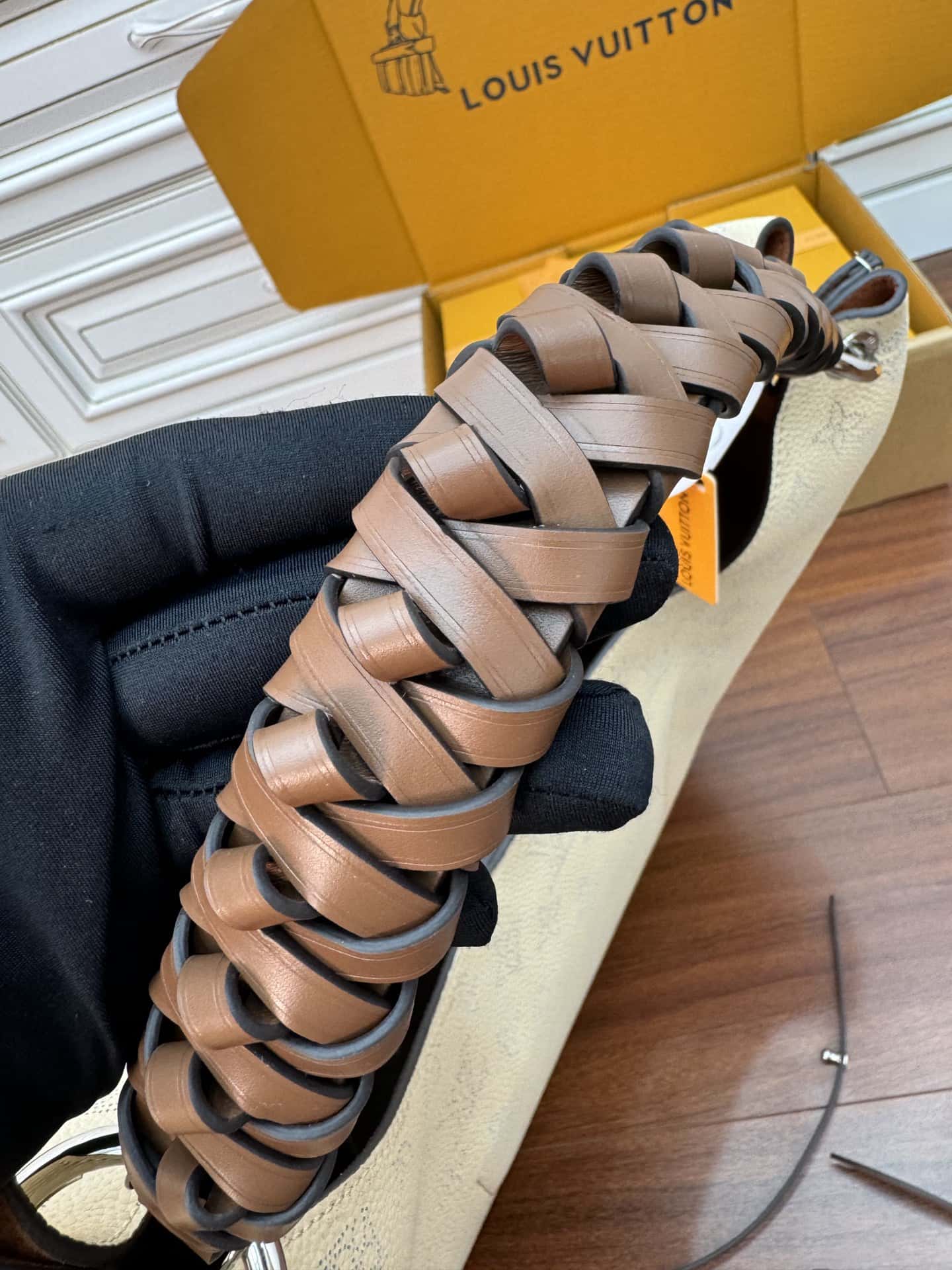 LV M53188特正版 Carmel正品代工廠意大利A級皮料¥3480.00-頂級1:1精品高仿包包香港台灣批發價格推薦微信哪裡買