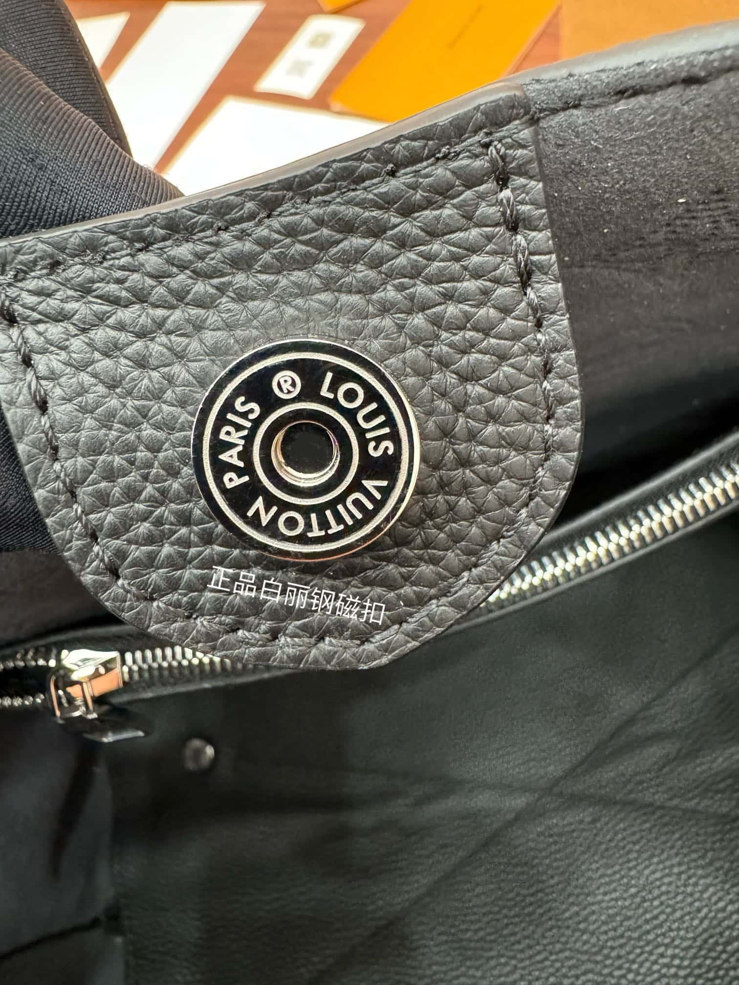 LV頂級原單正品級 M52950特正版 Carmel尺寸:35x40x17CM¥3,280.00-頂級1:1精品高仿包包香港台灣批發價格推薦微信哪裡買