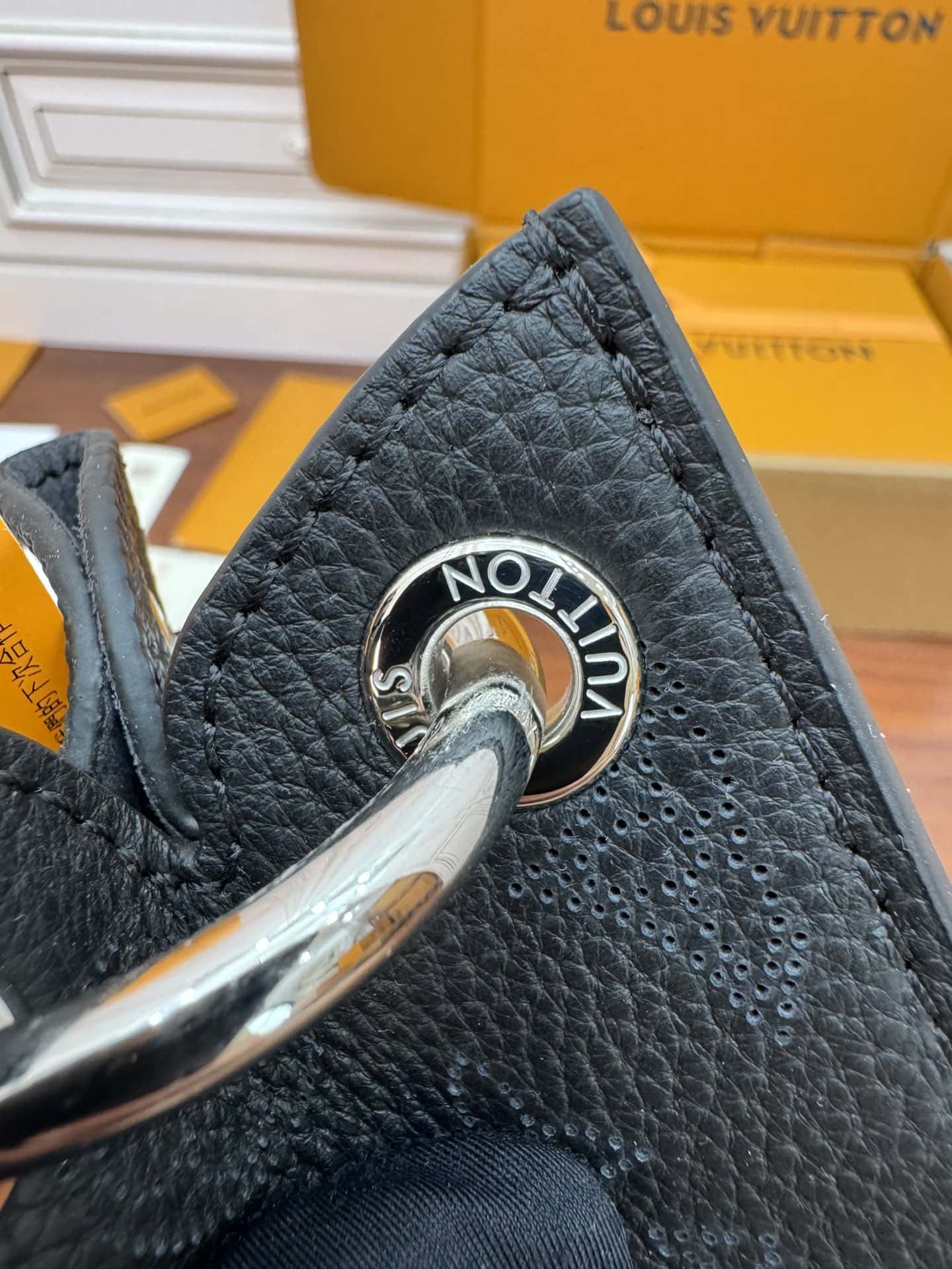 LV頂級原單正品級 M52950特正版 Carmel尺寸:35x40x17CM¥3,280.00-頂級1:1精品高仿包包香港台灣批發價格推薦微信哪裡買