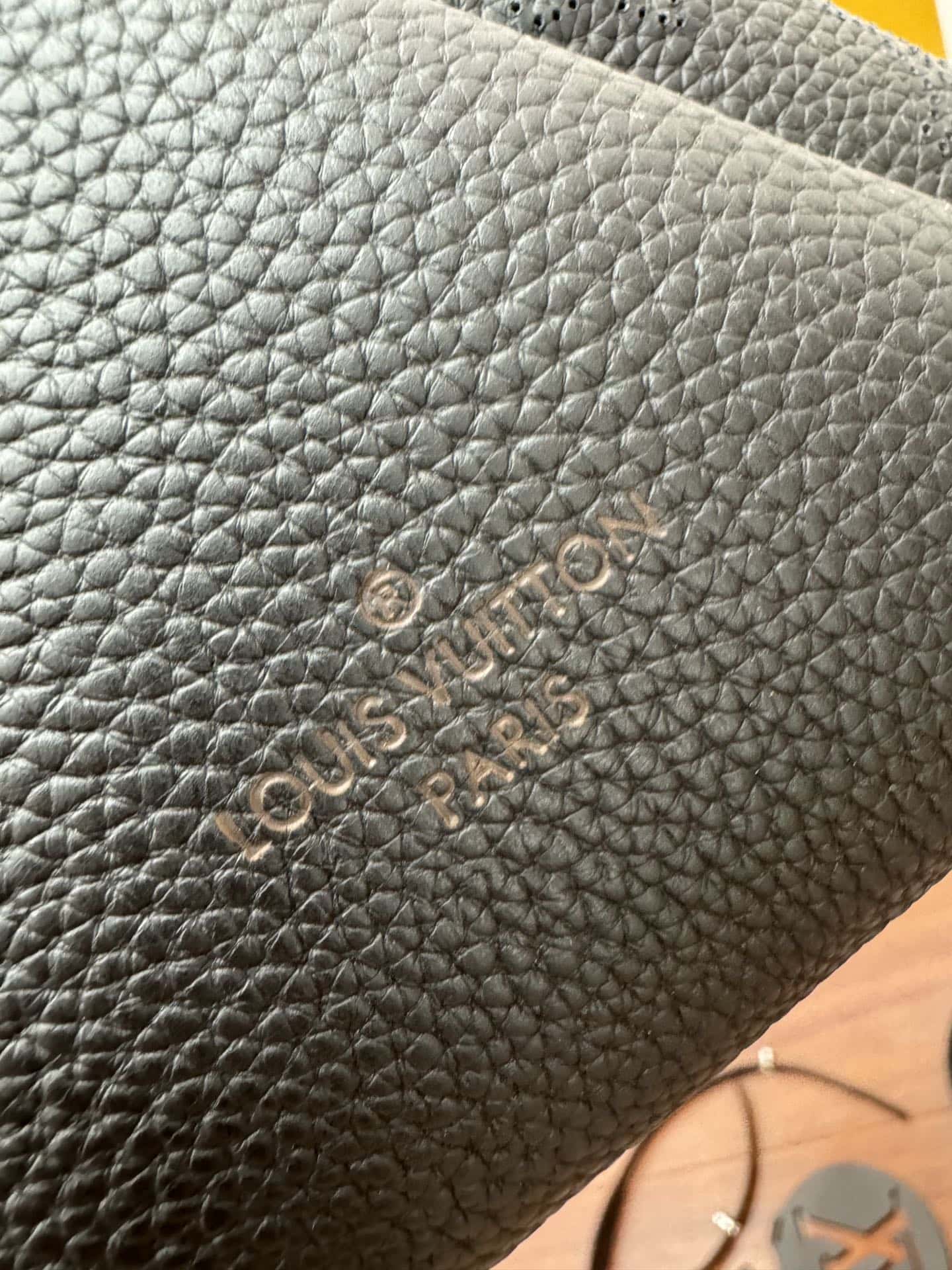 LV M56073 BEAUBOURG HOBO 中號手袋¥3,180.00-頂級1:1精品高仿包包香港台灣批發價格推薦微信哪裡買