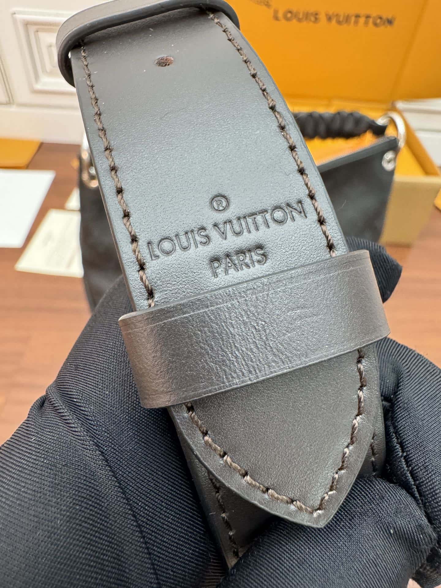 LV M56073 BEAUBOURG HOBO 中號手袋¥3,180.00-頂級1:1精品高仿包包香港台灣批發價格推薦微信哪裡買