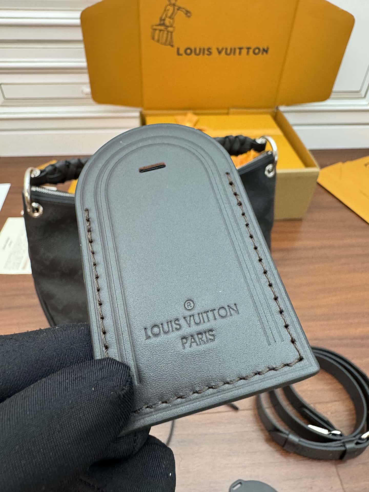 LV M56073 BEAUBOURG HOBO 中號手袋¥3,180.00-頂級1:1精品高仿包包香港台灣批發價格推薦微信哪裡買