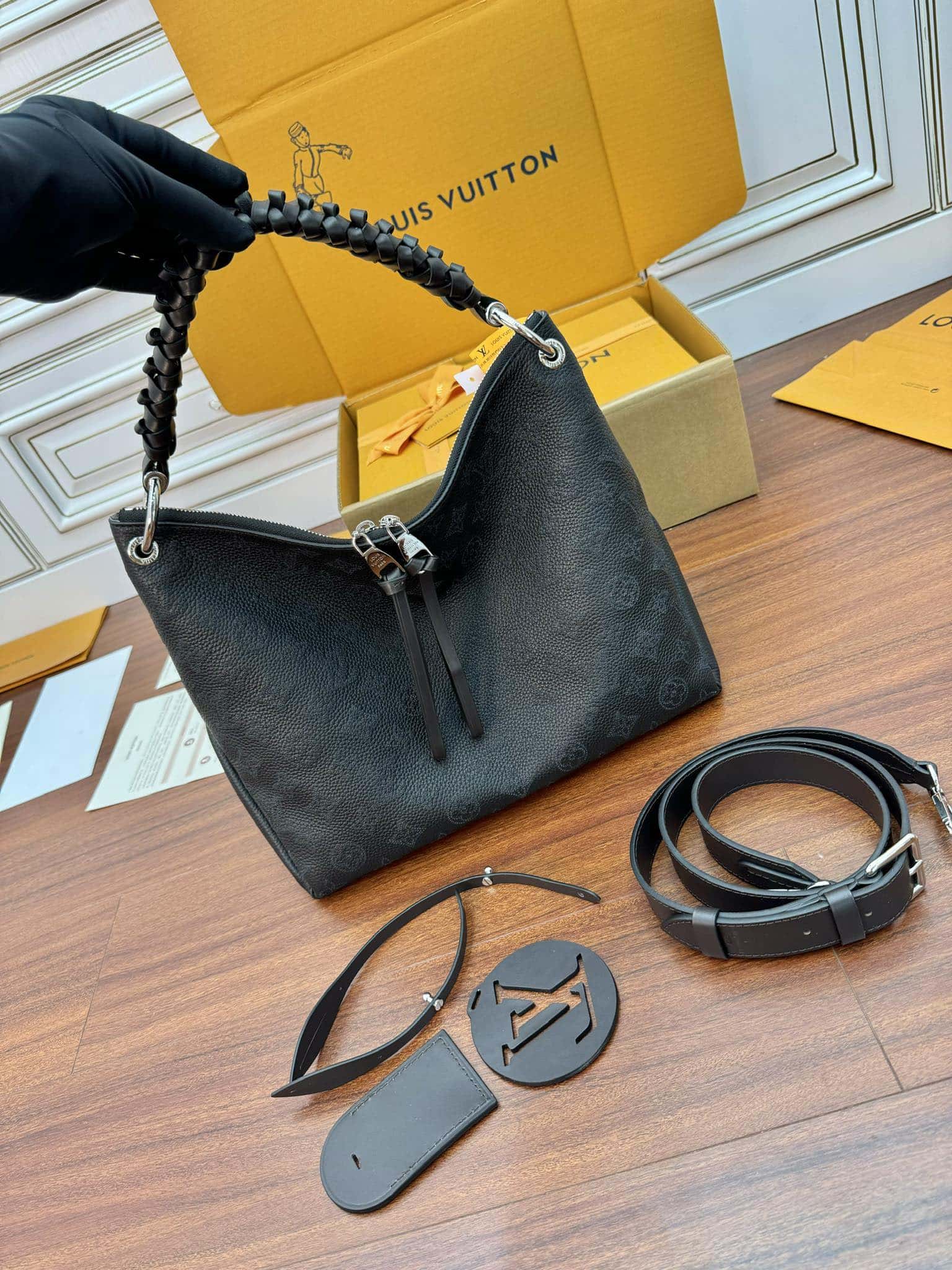 LV M56073 BEAUBOURG HOBO 中號手袋¥3,180.00-頂級1:1精品高仿包包香港台灣批發價格推薦微信哪裡買