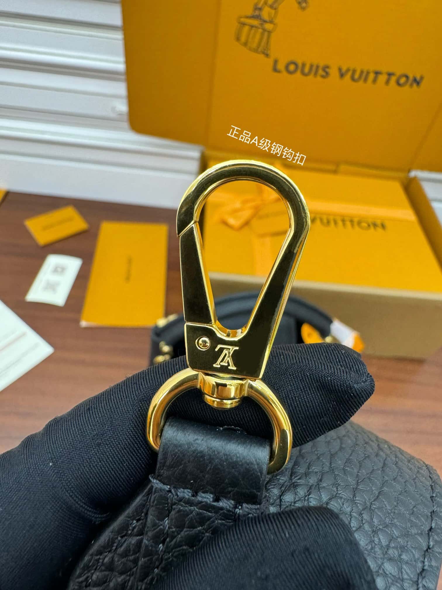 LV頂級高仿正品級 M56669 Capucines 迷你手袋¥3,180.00-頂級1:1精品高仿包包香港台灣批發價格推薦微信哪裡買