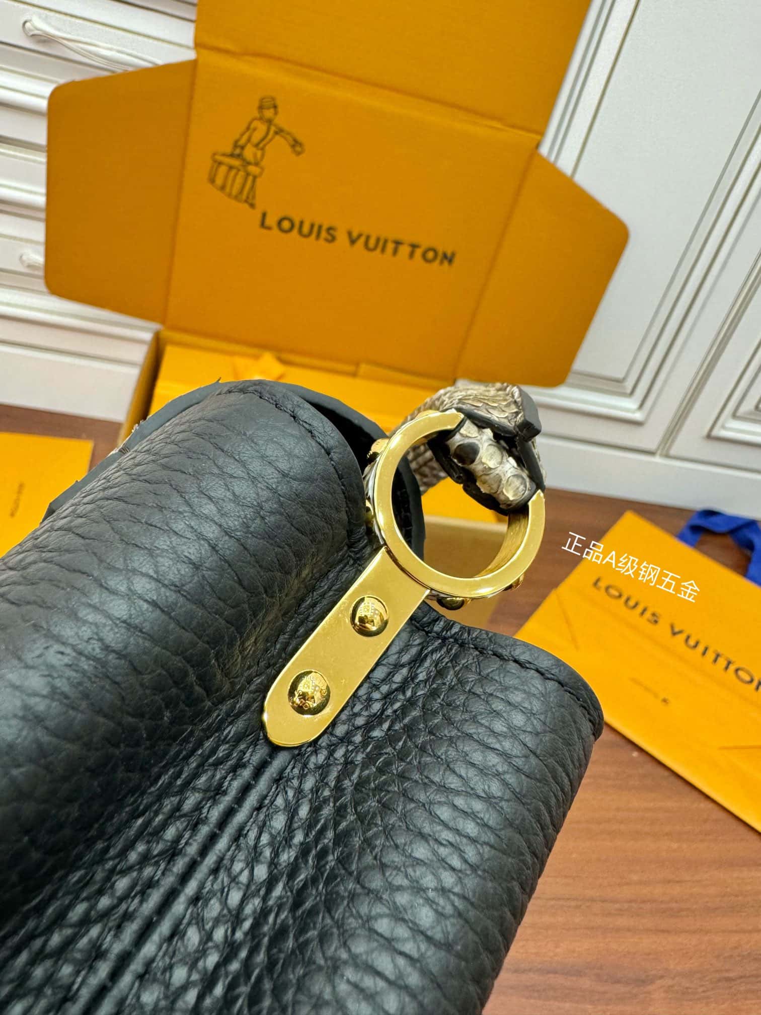 LV 精仿原單N95509 CAPUCINES 迷你手袋¥3,180.00-頂級1:1精品高仿包包香港台灣批發價格推薦微信哪裡買
