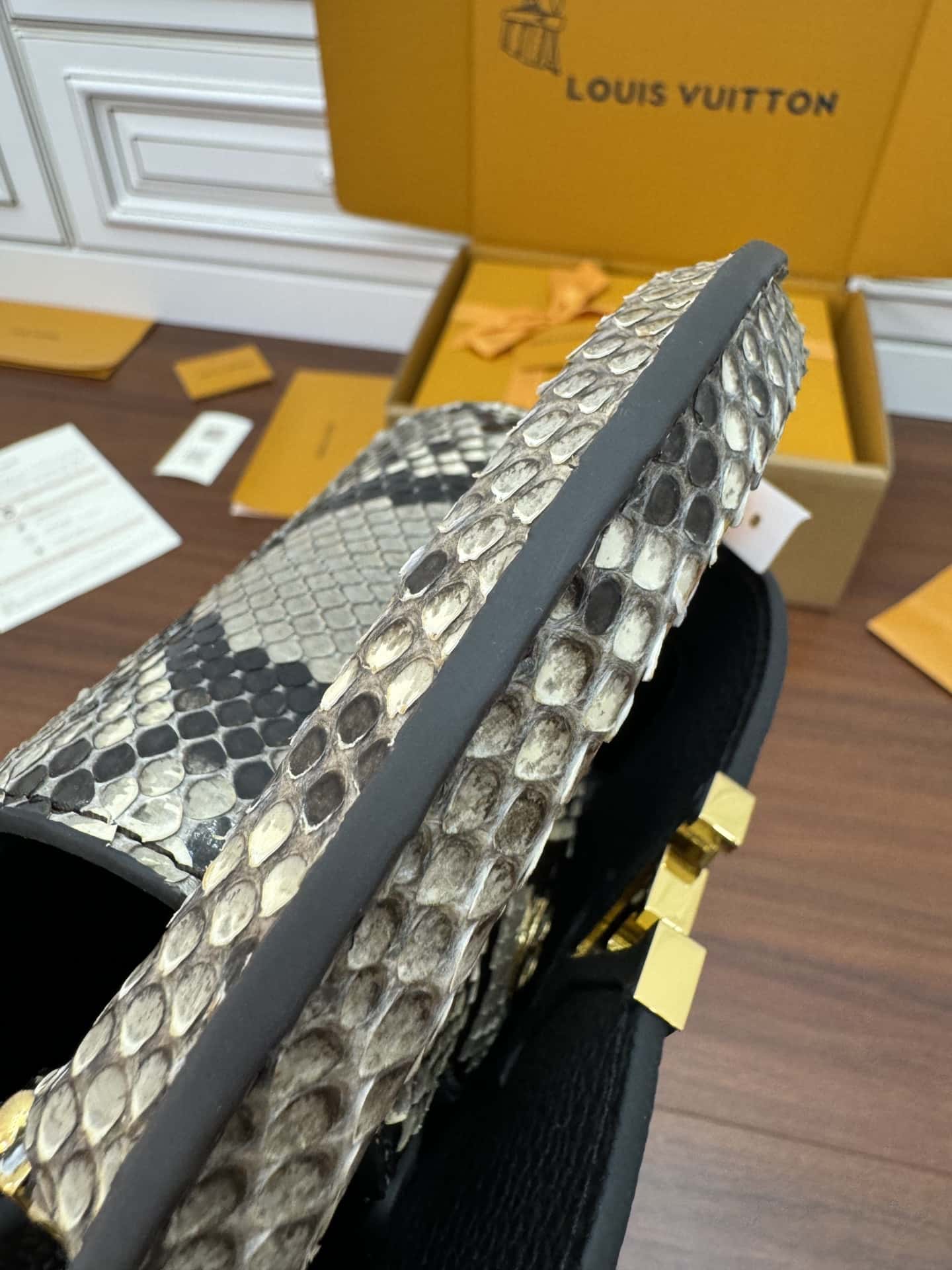 LV 精仿原單N95509 CAPUCINES 迷你手袋¥3,180.00-頂級1:1精品高仿包包香港台灣批發價格推薦微信哪裡買