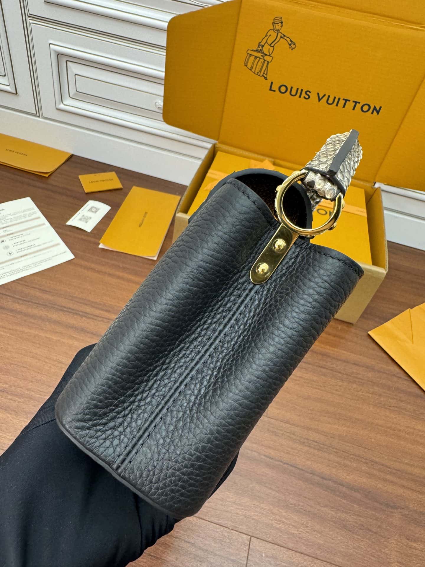 LV 精仿原單N95509 CAPUCINES 迷你手袋¥3,180.00-頂級1:1精品高仿包包香港台灣批發價格推薦微信哪裡買