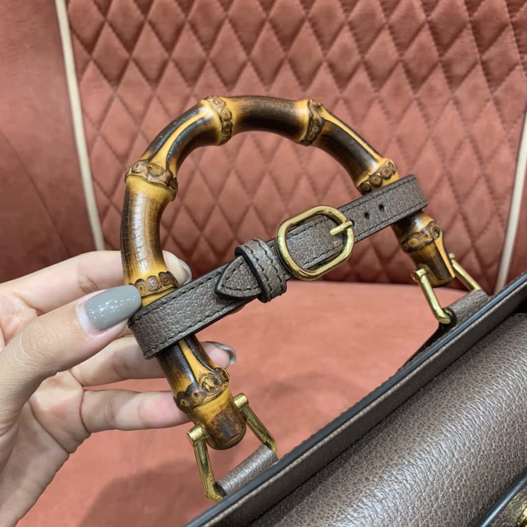 GUUCCCI正品級原單品質 Gucc1 Diana 帆布托特包 660195¥1,980.00-頂級1:1精品高仿包包香港台灣批發價格推薦微信哪裡買