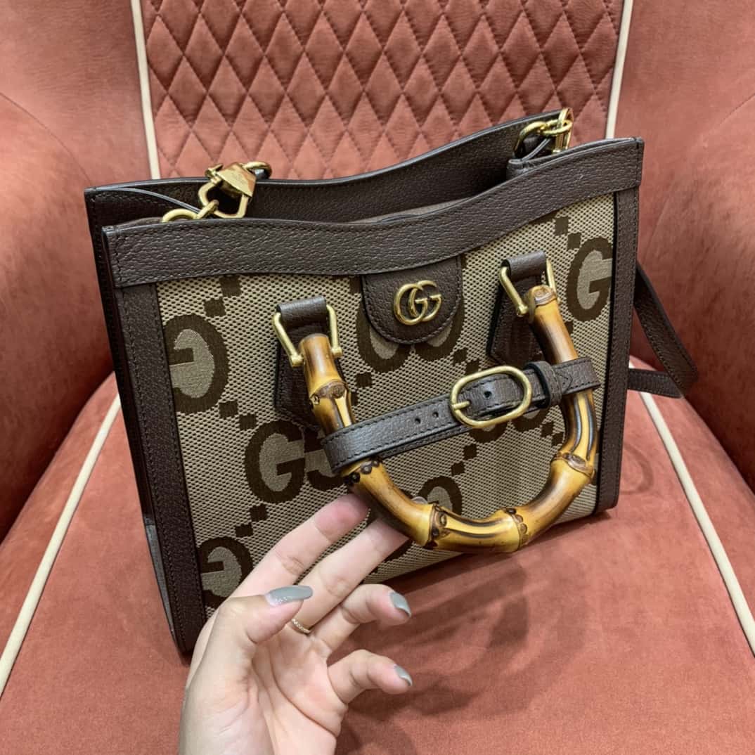 GUUCCCI正品級原單品質 Gucc1 Diana 帆布托特包 660195¥1,980.00-頂級1:1精品高仿包包香港台灣批發價格推薦微信哪裡買