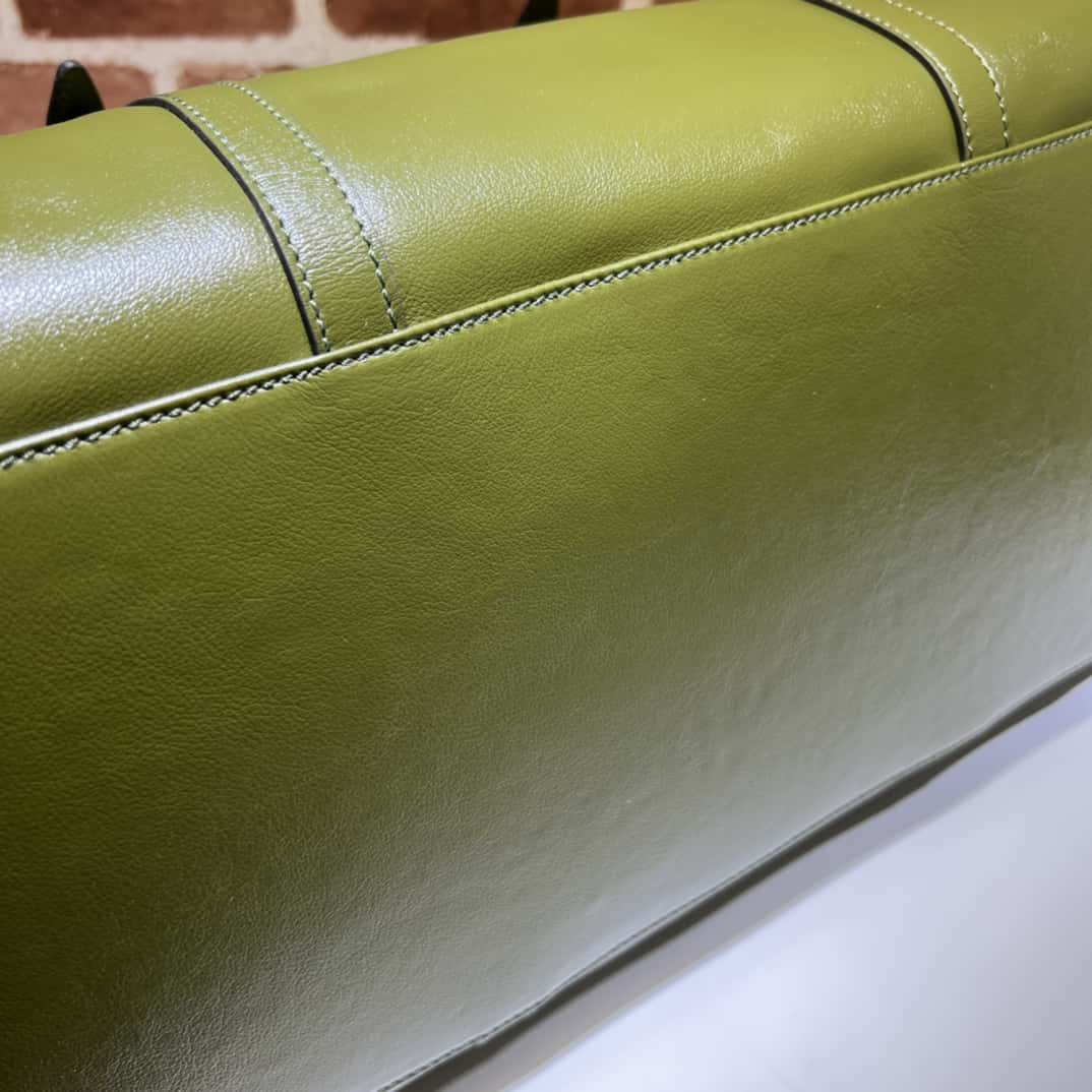 GUUCCCI古馳飾同色系雙G大號托特包725683¥2480.00-頂級1:1精品高仿包包香港台灣批發價格推薦微信哪裡買