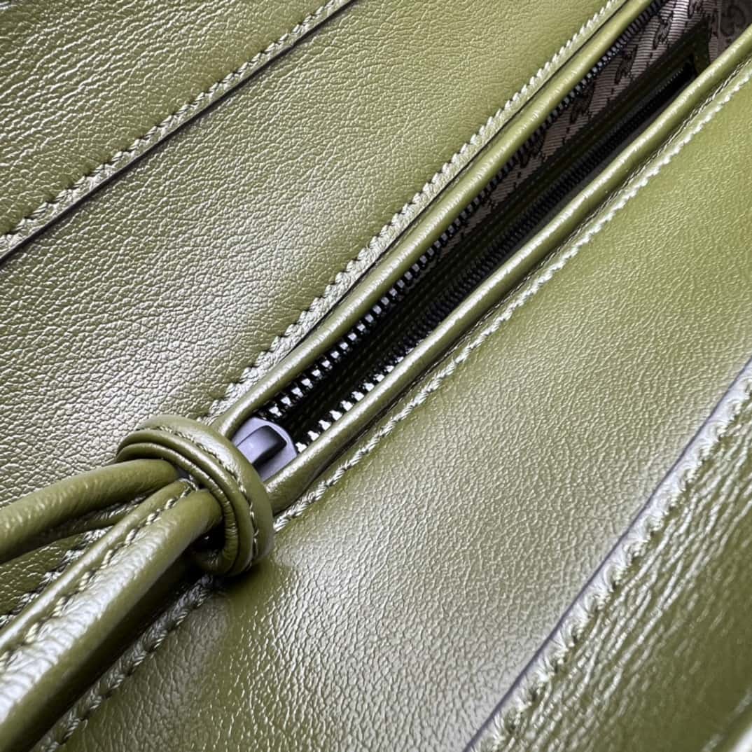 GUUCCCI古馳飾同色系雙G大號托特包725683¥2480.00-頂級1:1精品高仿包包香港台灣批發價格推薦微信哪裡買