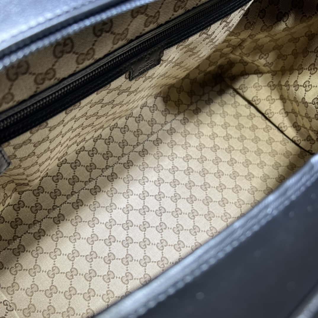 GUUCCCI古馳飾同色系雙G大號托特包725683¥2480.00-頂級1:1精品高仿包包香港台灣批發價格推薦微信哪裡買