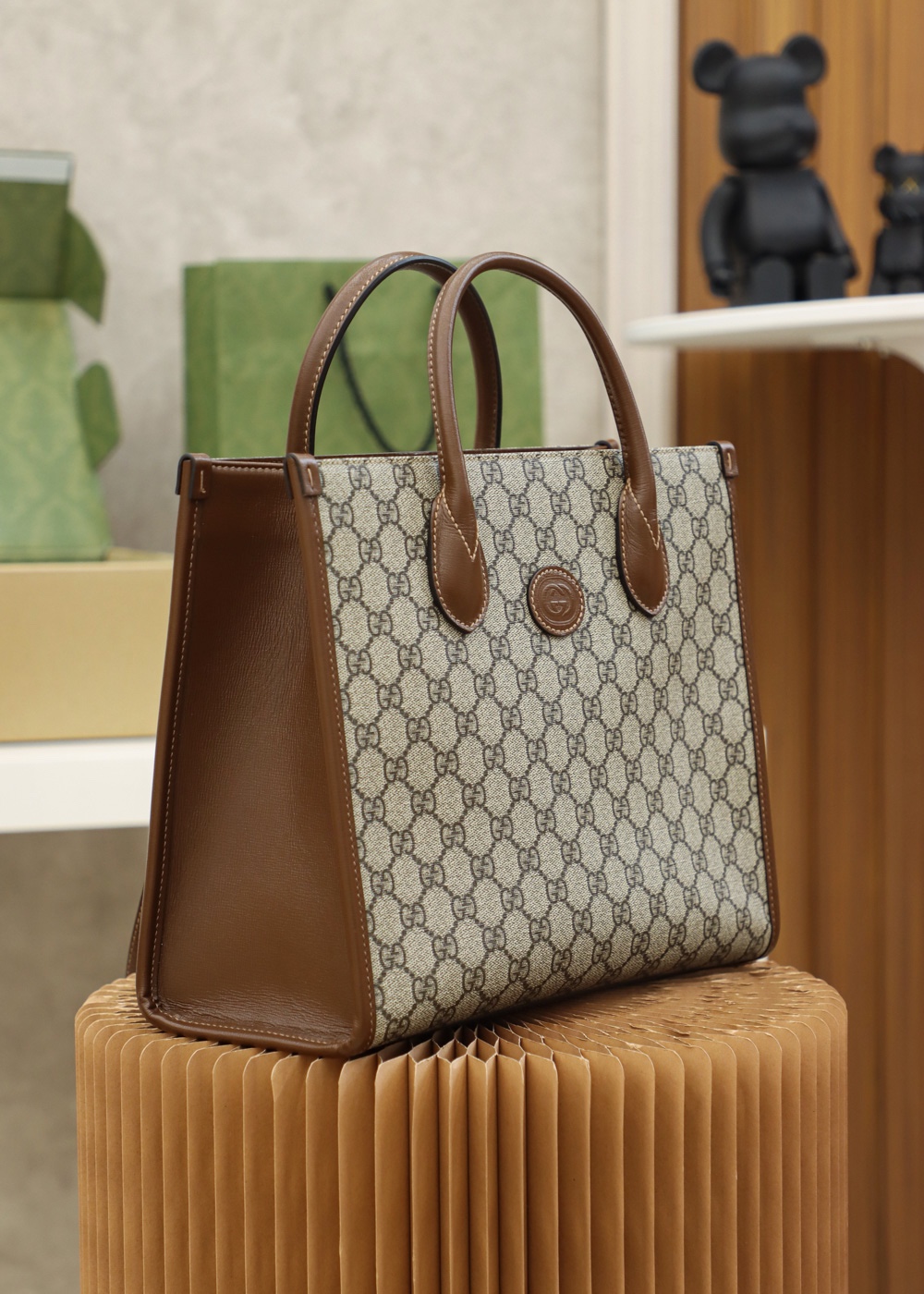 GUUCCCI GG small tote bag精仿托特包 659983 92TCG 8563¥1,880.00-頂級1:1精品高仿包包香港台灣批發價格推薦微信哪裡買