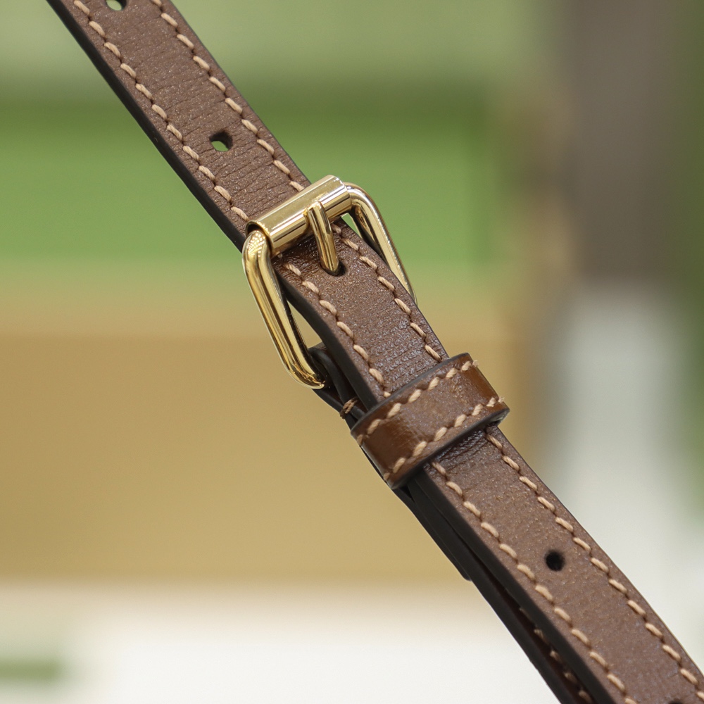 GUUCCCI GG small tote bag精仿托特包 659983 92TCG 8563¥1,880.00-頂級1:1精品高仿包包香港台灣批發價格推薦微信哪裡買