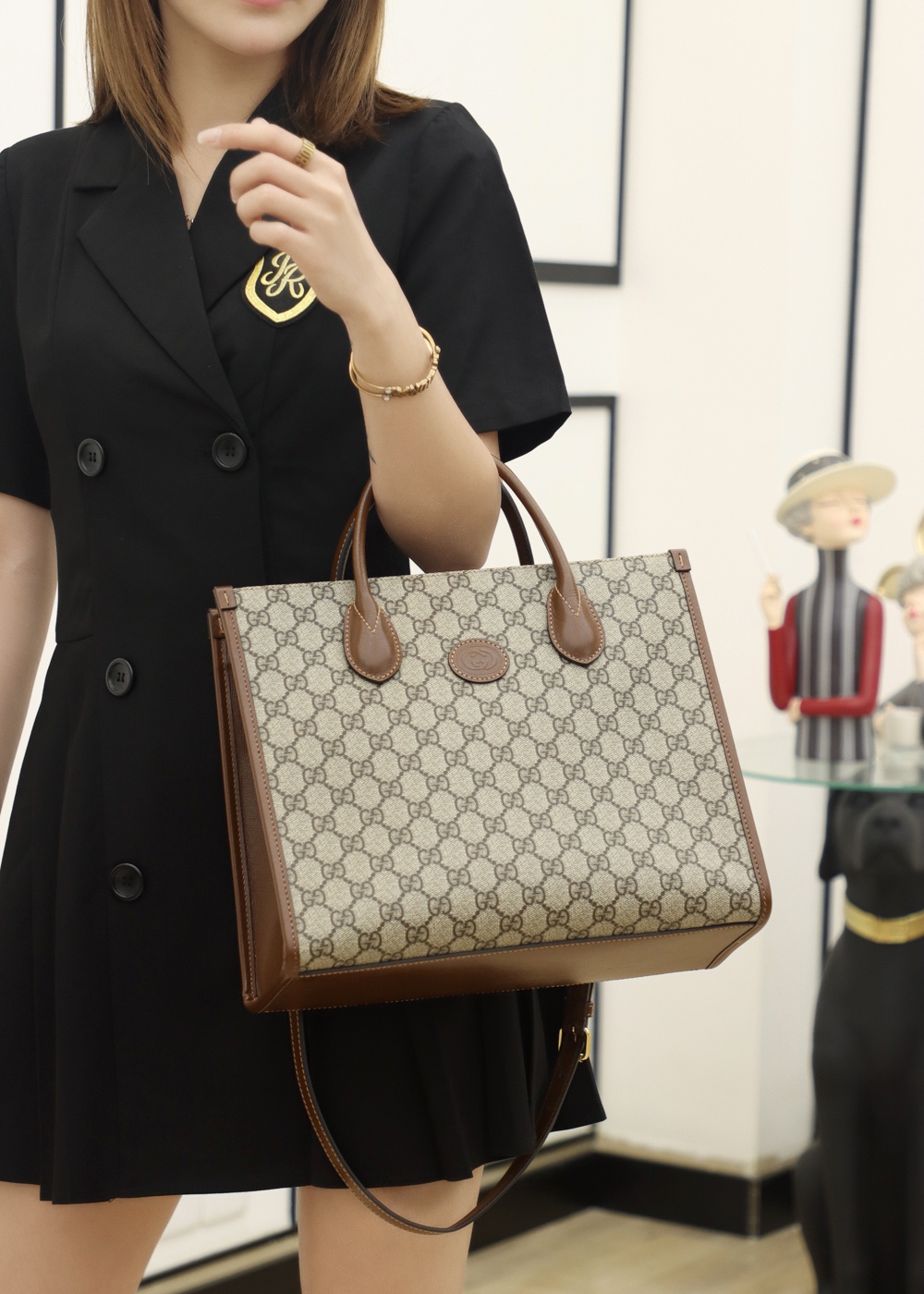 GUUCCCI GG small tote bag精仿托特包 659983 92TCG 8563¥1,880.00-頂級1:1精品高仿包包香港台灣批發價格推薦微信哪裡買