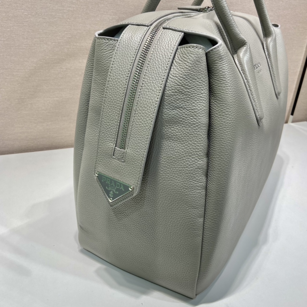 PRADA普拉達高仿原單進口小牛皮新款旅行包2VC035¥2980.00-頂級1:1精品高仿包包香港台灣批發價格推薦微信哪裡買