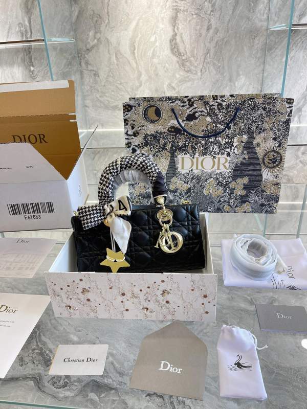 dior長款lady甜酷仙女包-頂級1:1精品高仿包包香港台灣批發價格推薦微信哪裡買