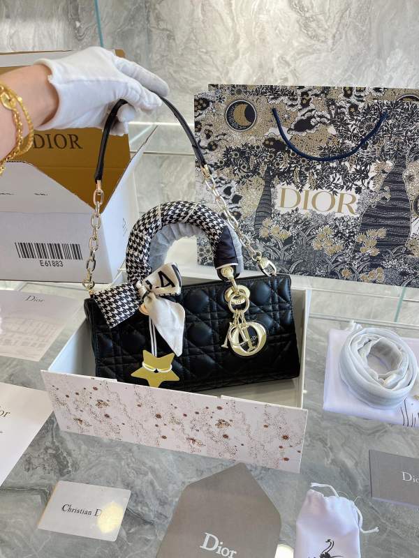 dior長款lady甜酷仙女包-頂級1:1精品高仿包包香港台灣批發價格推薦微信哪裡買