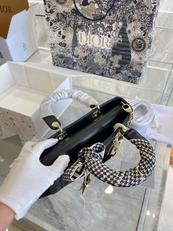 dior長款lady甜酷仙女包-頂級1:1精品高仿包包香港台灣批發價格推薦微信哪裡買