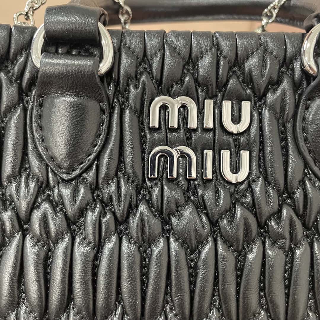 MIUMIU繆繆頂級進口CIoquel軟羊皮水晶鏈鑽包5BA251-頂級1:1精品高仿包包香港台灣批發價格推薦微信哪裡買